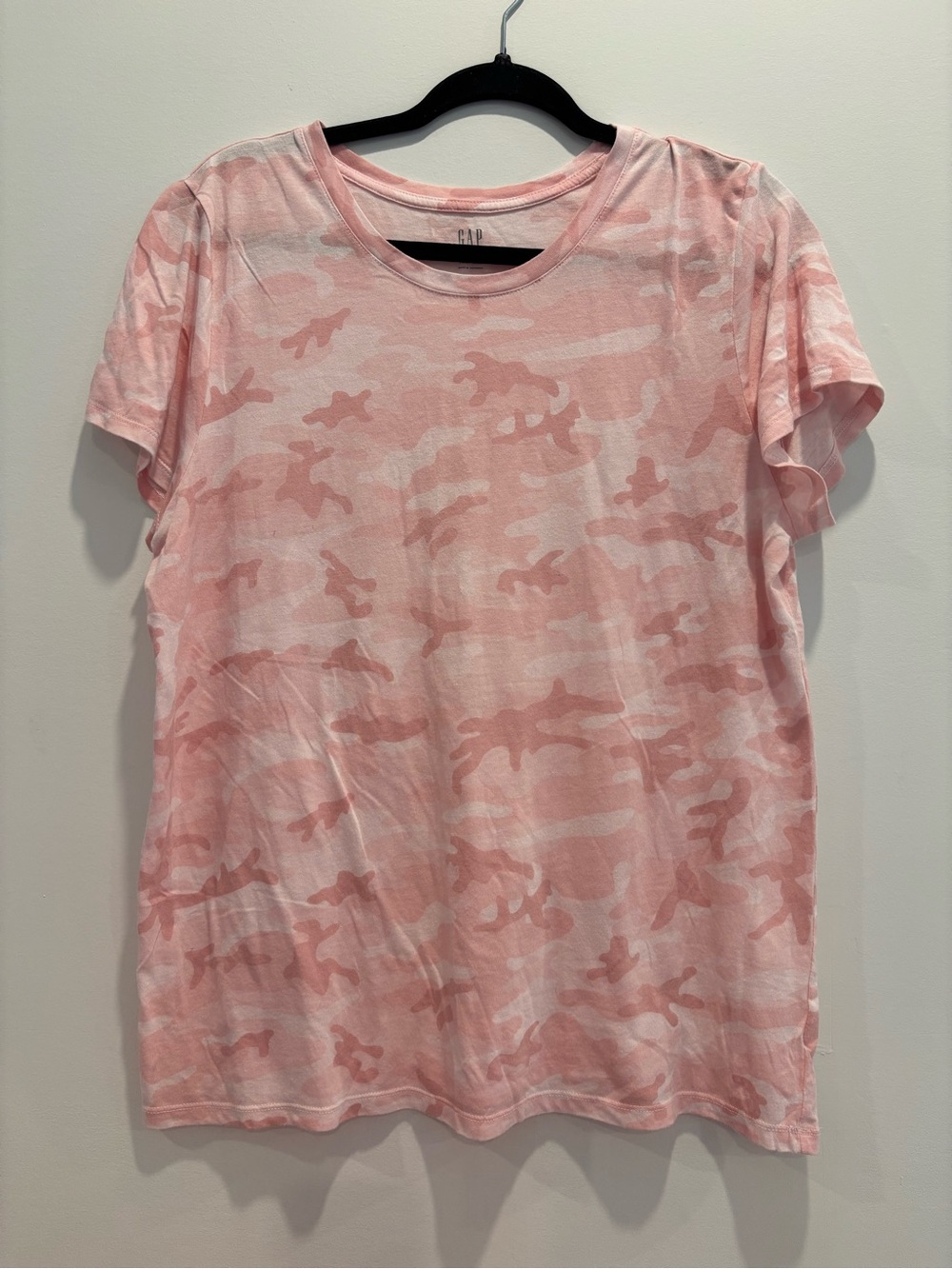 GAP Pink Camo Short Sleeve Tee